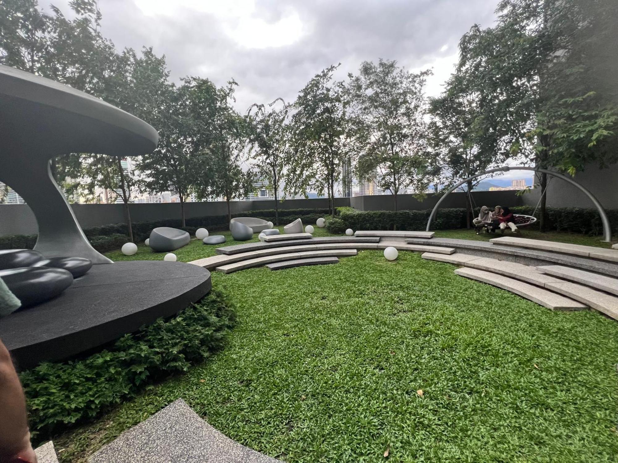 Scarletz Suites Kuala Lumpur By City Center Экстерьер фото