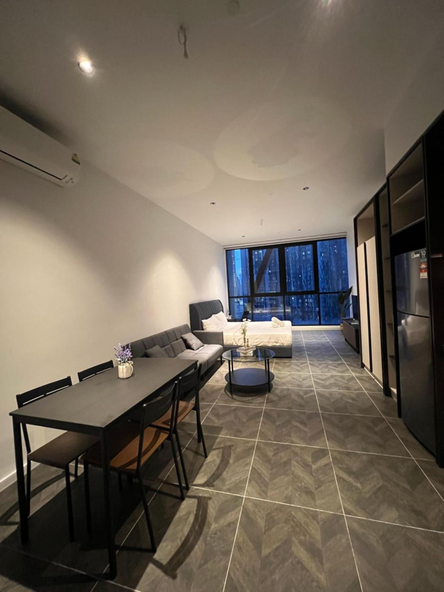 Scarletz Suites Kuala Lumpur By City Center Экстерьер фото