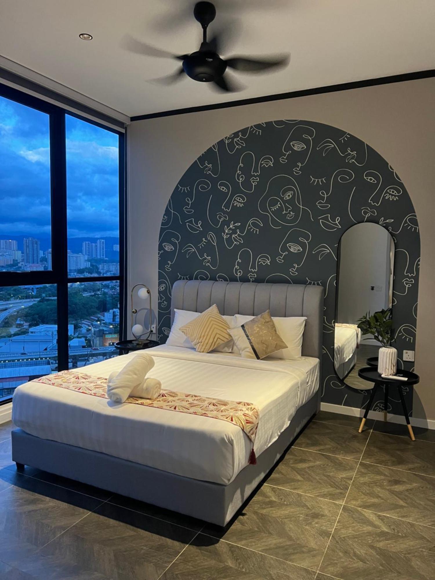 Scarletz Suites Kuala Lumpur By City Center Экстерьер фото